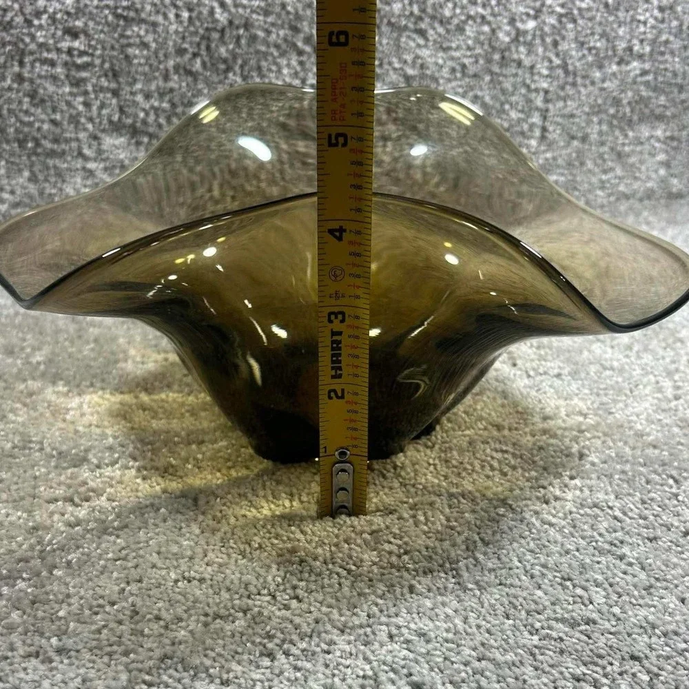 Smoky Brown Handkerchief Art Glass Bowl Ruffled‎ Rim Decorative